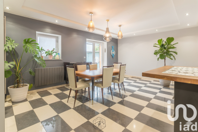 Maison à vendre à HUSSIGNY GODBRANGE  - 6 pièces - 150 m² 