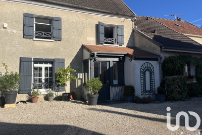 Maison à vendre à LE PLESSIS L EVEQUE  - 5 pièces - 165 m² 