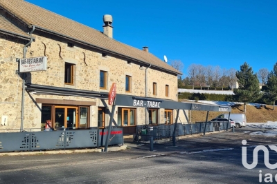 Maison à vendre à DEVESSET  - 10 pièces - 451 m² 