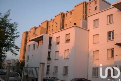Appartement à vendre à MARSEILLE 14EME  - 3 pièces - 46 m² 