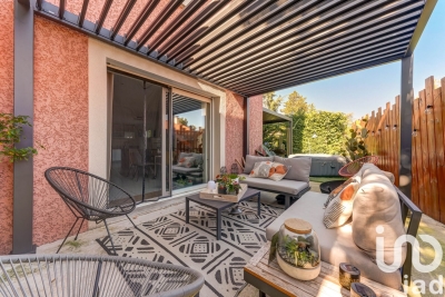 Maison à vendre à ST-GENIS-LES-OLLIÈRES  - 5 pièces - 112 m² 