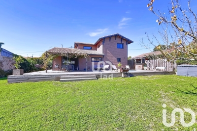 Maison à vendre à SALLES Salles - 6 pièces - 180 m² 