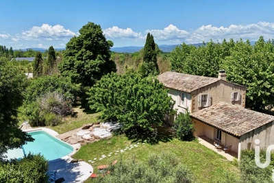 Maison à vendre à ROQUEBRUNE-SUR-ARGENS Ecarts - 7 pièces - 272 m² 