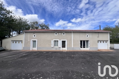 Maison à vendre à ST AUBIN LE CLOUD  - 5 pièces - 108 m² 