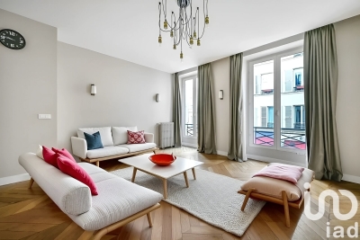 Appartement à vendre à PARIS 8EME Folie Mericourt - 4 pièces - 80 m² 