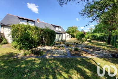 Maison à vendre à CANTENAY EPINARD  - 5 pièces - 248 m² 