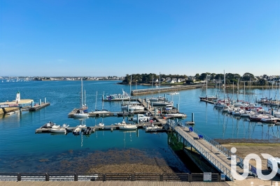 Maison à vendre à PORT LOUIS  - 8 pièces - 270 m² 