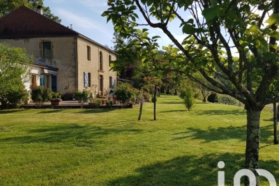 Maison à vendre à COURTIES  - 13 pièces - 500 m² 