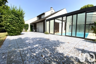 Maison à vendre à LOCHES  - 6 pièces - 164 m² 