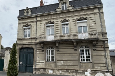 Maison à vendre à SAUMUR Baumette (Zone Naturelle) - 9 pièces - 148 m² 