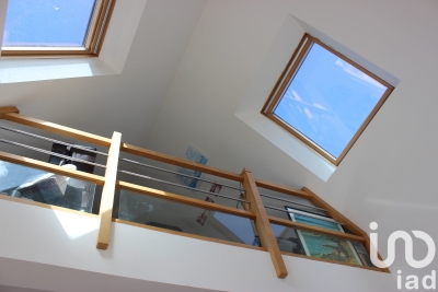 Maison à vendre petite maison au bord de l eau