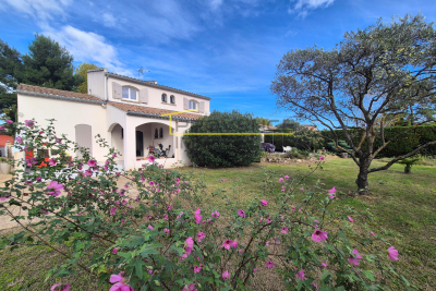 Maison à vendre à MONTÉLIMAR  - 8 pièces - 230 m² 