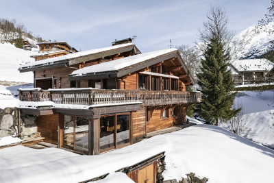 House for sale in LA CLUSAZ  - 6 rooms - 311 m&sup2; 