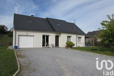 Maison à vendre à BEAUMONT EN VERON  - 7 pièces - 125 m² 