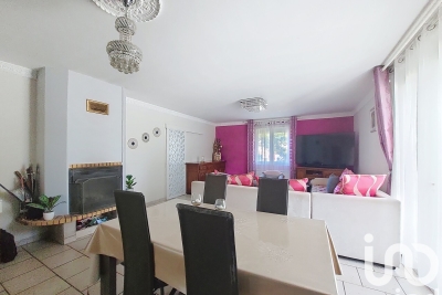 Maison à vendre à FLEURANCE  - 8 pièces - 176 m² 