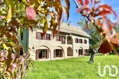 Maison à vendre à SAVINES-LE-LAC  - 14 pièces - 372 m² 