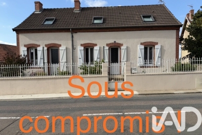 Maison à vendre à BOURBON LANCY Peripherique - 6 pièces - 117 m² 