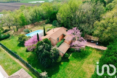 Maison à vendre à CUBZAC-LES-PONTS Saumos - 4 pièces - 174 m² 