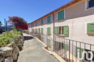 Appartement à louer à MONTAUROUX Ecarts - 2 pièces - 40 m² 