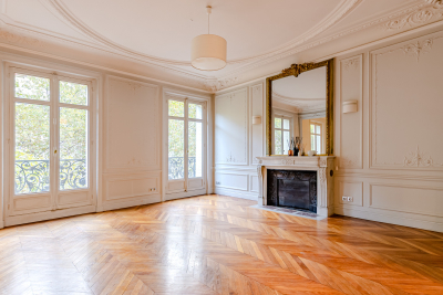 Appartement à vendre à PARIS 7EME Folie Mericourt - 5 pièces - 164 m² 