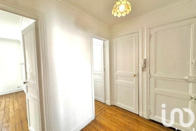 Appartement à vendre à PARIS 17EME Folie Mericourt - 3 pièces - 44 m² 