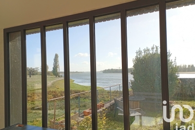 Maison à vendre à INGRANDES Baumette (Zone Naturelle) - 9 pièces - 174 m² 