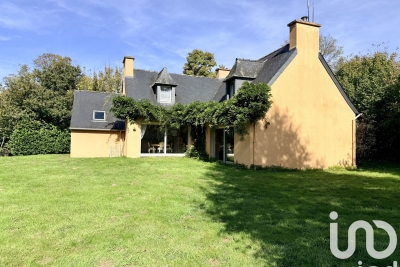 Maison à vendre petite maison au bord de l eau 