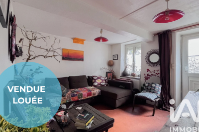 Maison à vendre petite maison au bord de l eau 