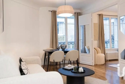 Appartement à vendre à PARIS 16EME Folie Mericourt - 2 pièces - 38 m² 