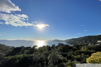 House for sale in RAYOL-CANADEL-SUR-MER  - 4 rooms - 70 m² 