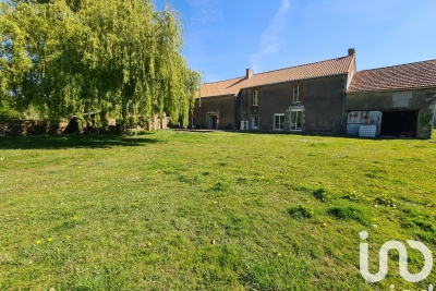 Maison à vendre à MONTREVERD  - 6 pièces - 164 m² 