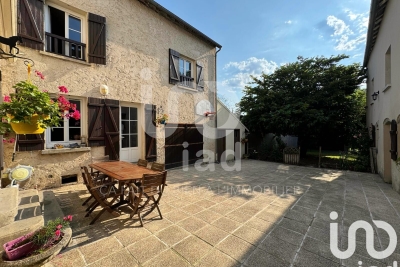 Maison à vendre à MANTES LA VILLE  - 9 pièces - 224 m² 
