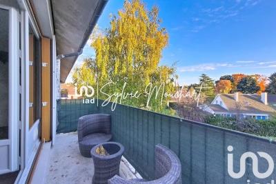 Appartement à vendre à LE MESNIL ST DENIS  - 4 pièces - 86 m² 