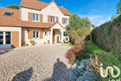 Maison à vendre à BUCHELAY  - 9 pièces - 217 m² 