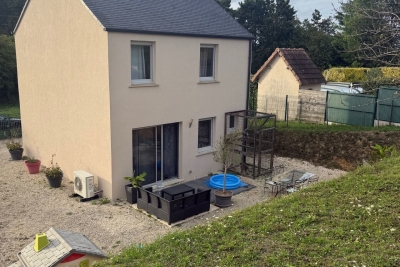 Maison à vendre à CHARGE  - 4 pièces - 83 m² 