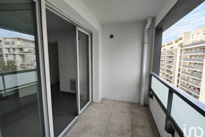 Appartement à louer à MARSEILLE 3EME Pauriol-Vertus - 3 pièces - 50 m² 