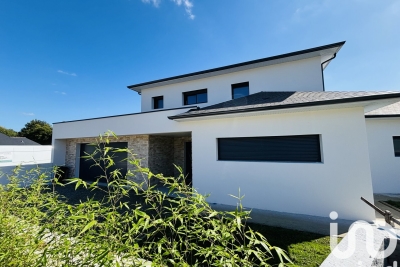 Maison à vendre à CANDE  - 6 pièces - 186 m² 