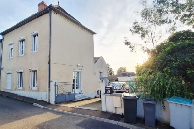 Maison à vendre à BOURBON LANCY Peripherique - 4 pièces - 90 m² 
