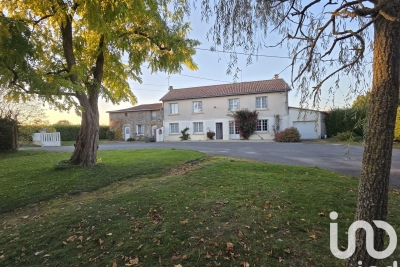 Maison à vendre à TOUTLEMONDE Baumette (Zone Naturelle) - 10 pièces - 263 m² 