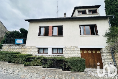Maison à vendre à ST ARNOULT EN YVELINES  - 5 pièces - 110 m² 