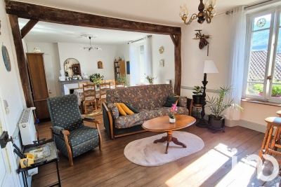 Maison à vendre à ST AMANS VALTORET  - 8 pièces - 232 m² 