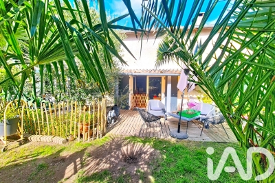 Maison à vendre à GENOUILLE  - 11 pièces - 275 m² 