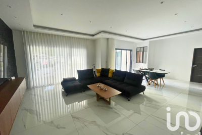 Maison à vendre à JOUE LES TOURS  - 8 pièces - 221 m² 