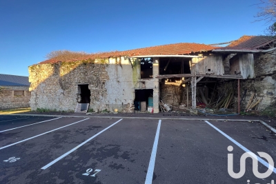 Maison à vendre à MONNEVILLE  - 1 pièces - 307 m² 
