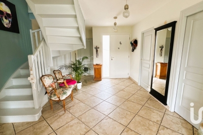 Maison à vendre à ST-JULIEN-EN-GENEVOIS  - 6 pièces - 215 m² 