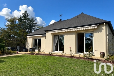 Maison à vendre à LUSSAULT SUR LOIRE  - 5 pièces - 150 m² 