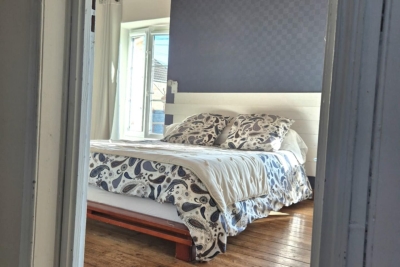 Maison à vendre petite maison au bord de l eau