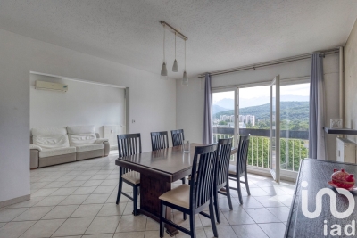 Appartement à vendre à LE PONT-DE-CLAIX  - 5 pièces - 97 m² 