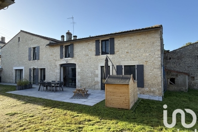 Maison à vendre à VAL-DU-MIGNON  - 6 pièces - 219 m² 