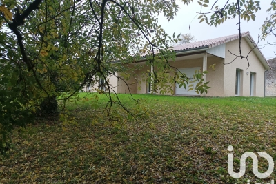 Maison à vendre à LA CLISSE  - 4 pièces - 103 m² 